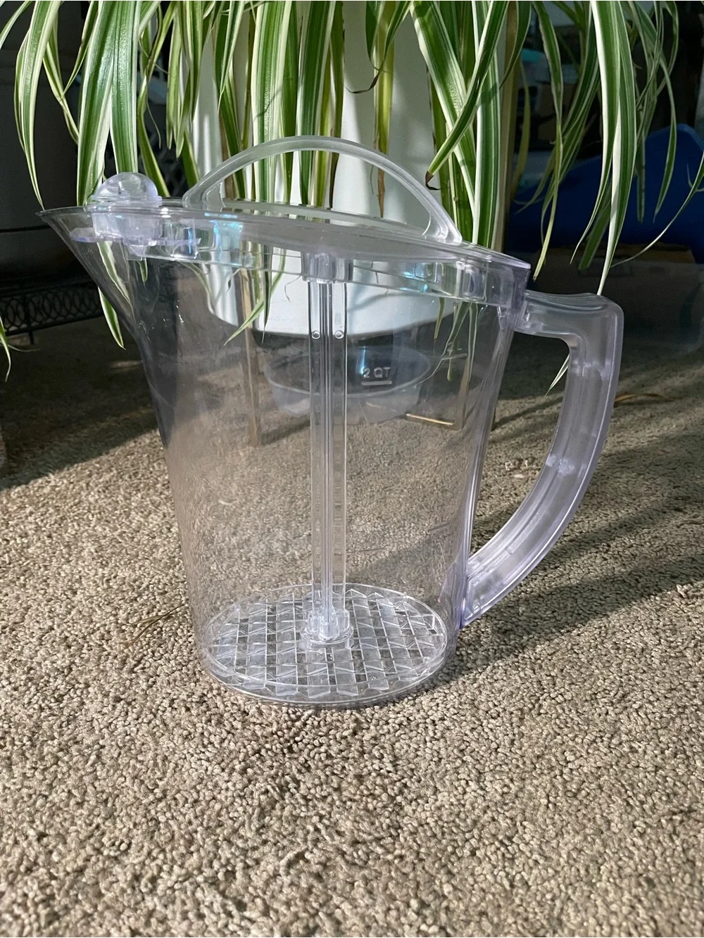Pampered Chef Pitcher with Fruit Infuser